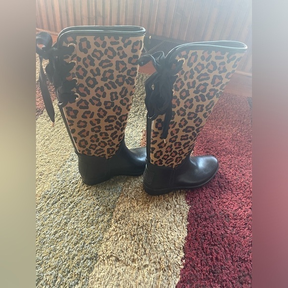 Authentic Coach Leopard Signature Outline “Tristee” Rain Boots - Picture 4 of 11
